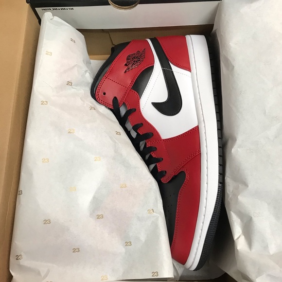 Meet your Posher, Damien - Picture 1 of 2